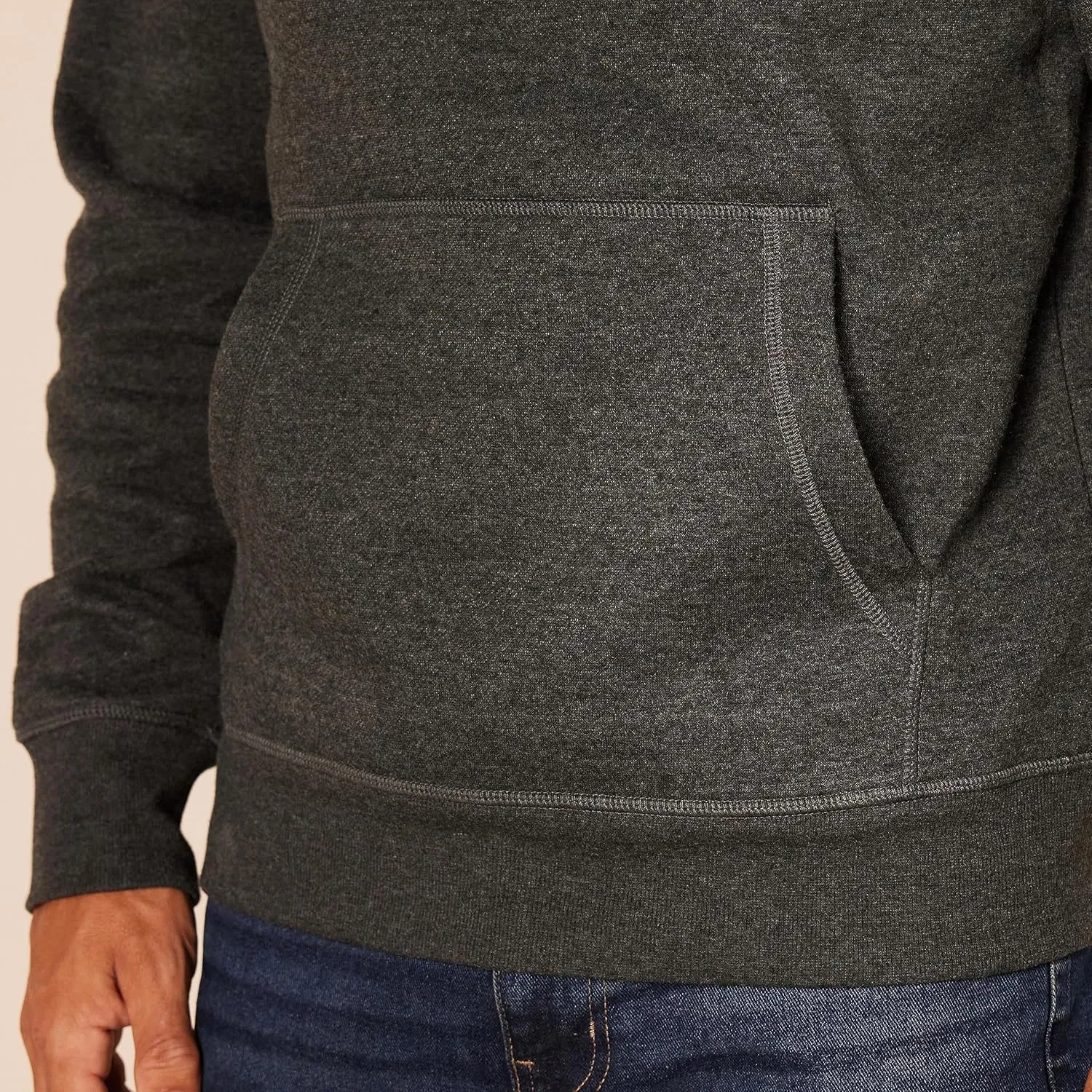 Amazon Essentials Men's Pullover Sweatshirt Hoodie, Big & Tall Options Available