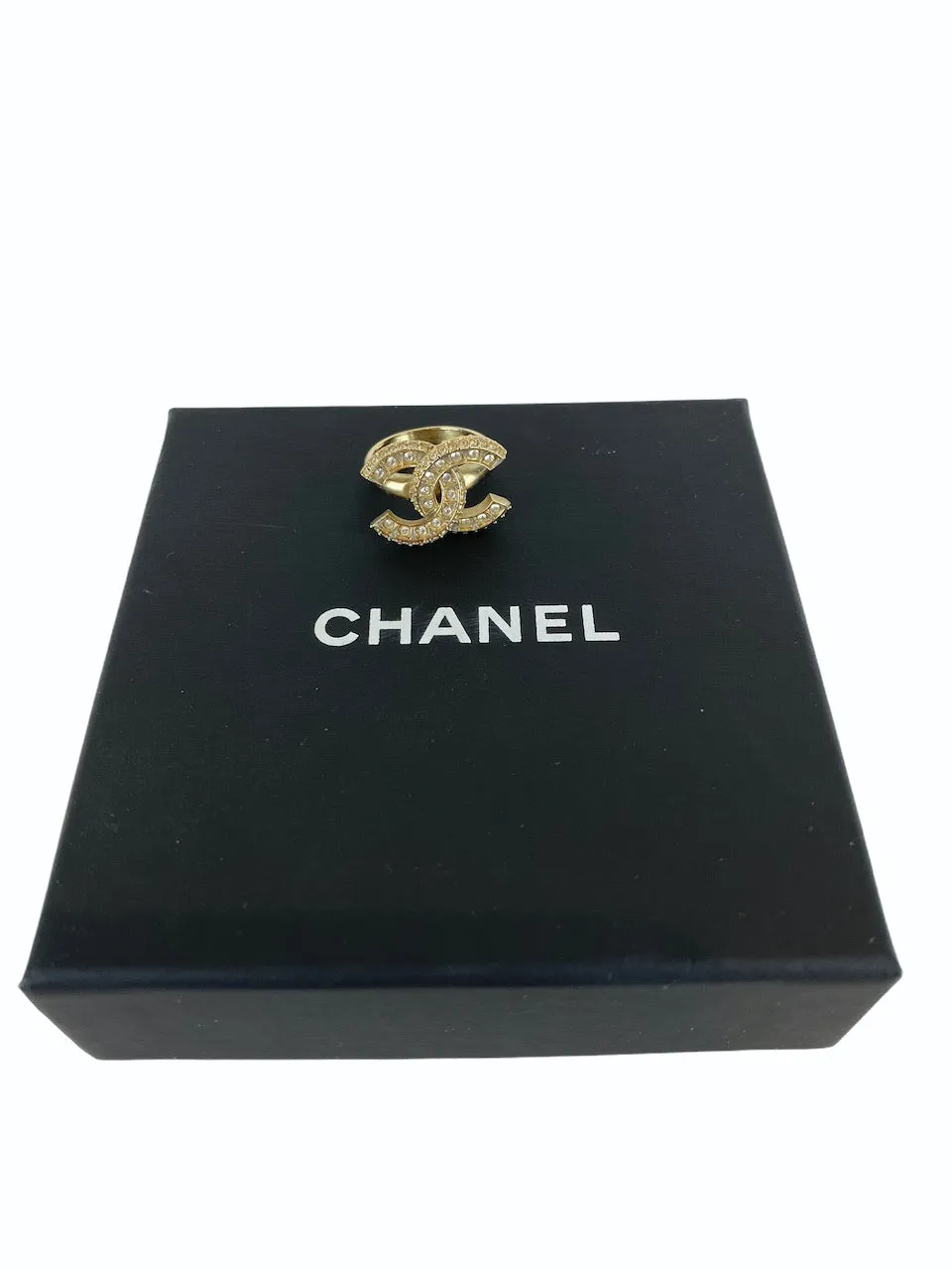 Chanel CC Pearl Ring