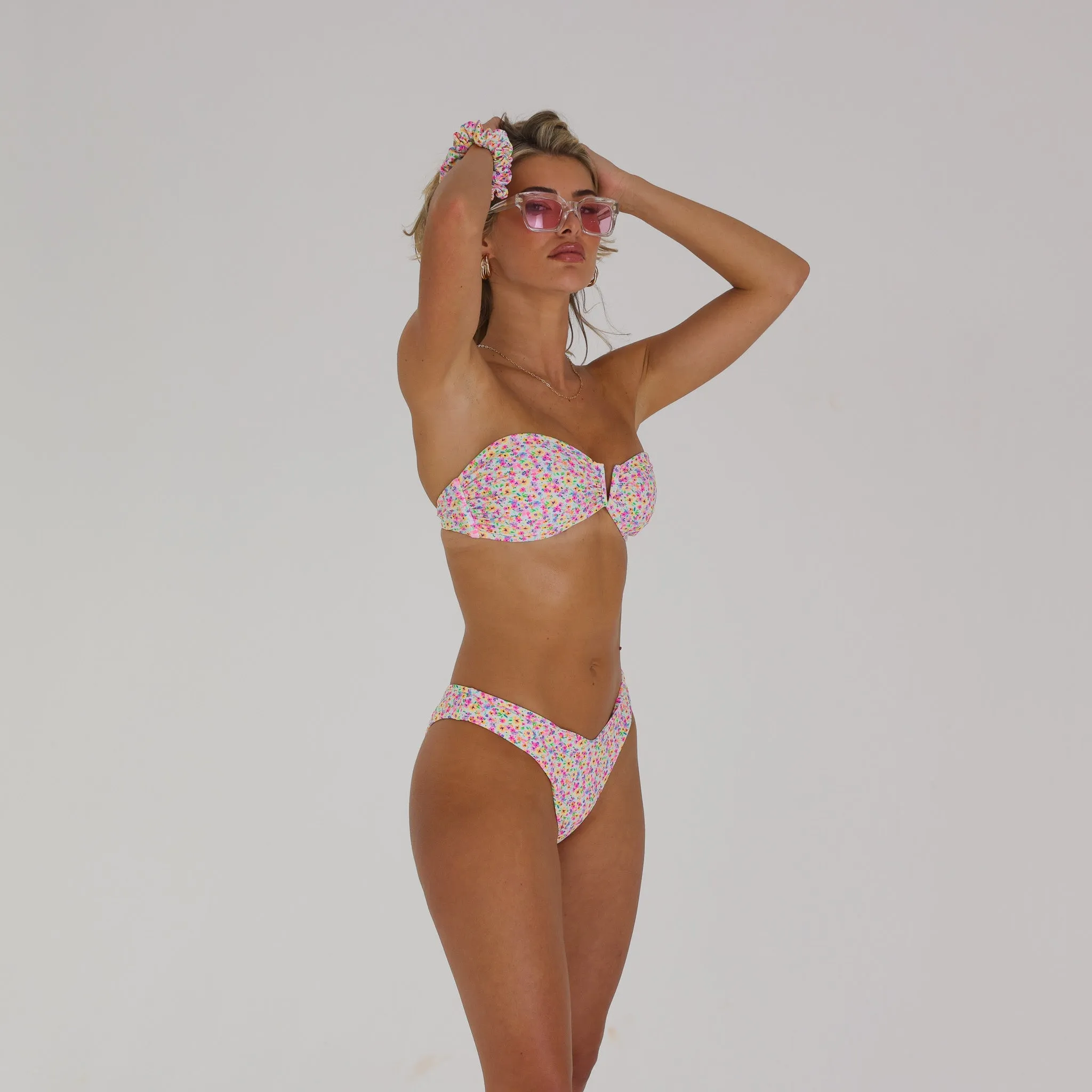 Cheeky V Bikini Bottom - Dollhouse